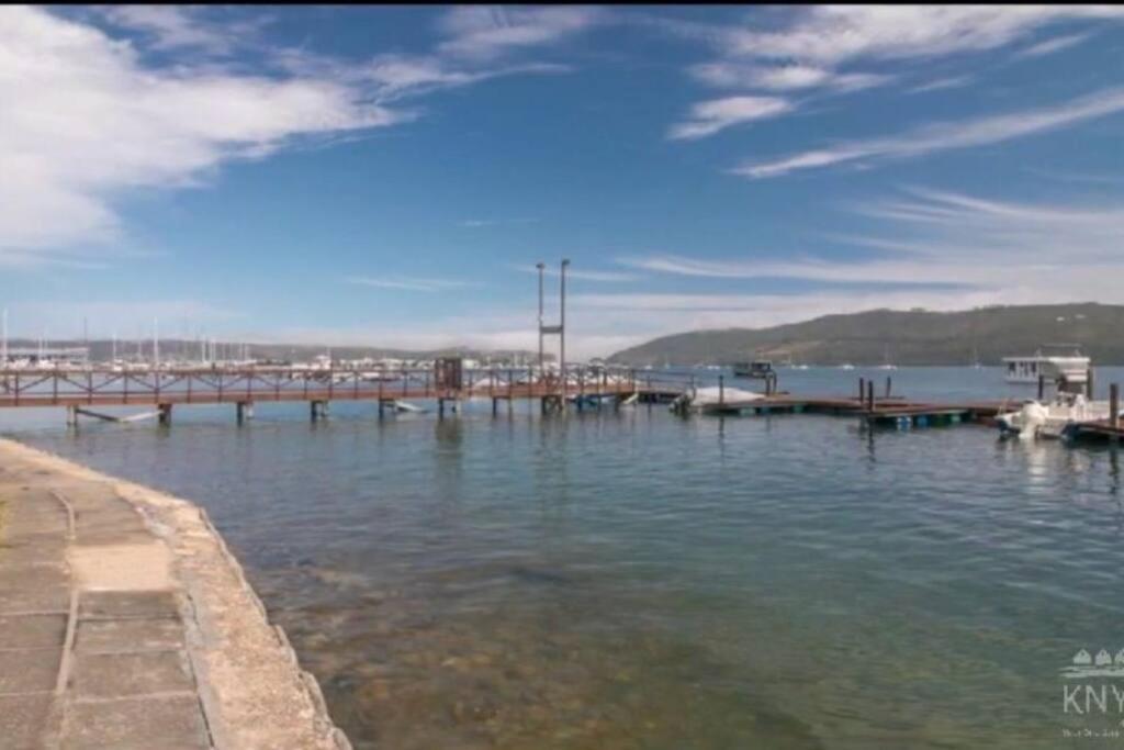 Waterfront Apartment Knysna Buitenkant foto